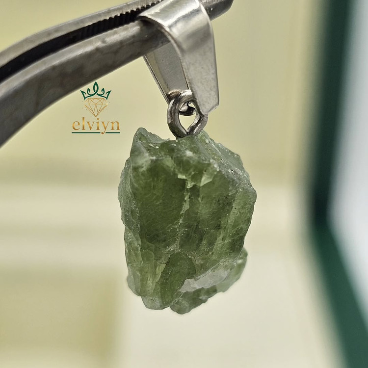 آویز گردنی راف زبرجد اصل و طبیعی
